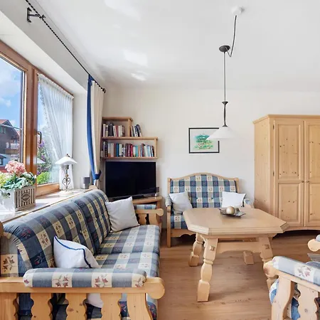 Haus Gruentensee شقة