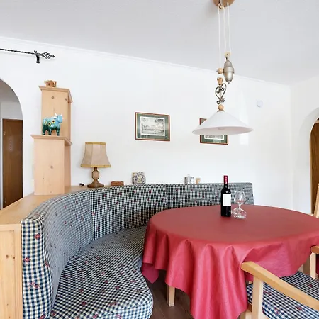 Haus Gruentensee شقة