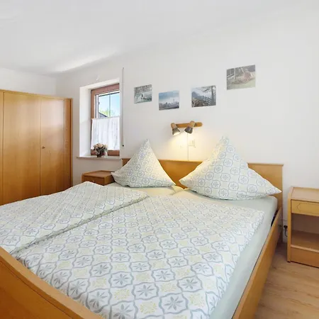 شقة Haus Gruentensee *
